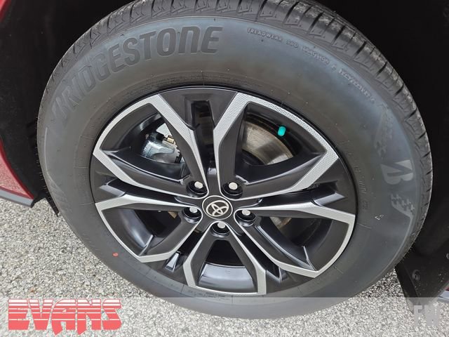 Certified 2026 Toyota Sienna Platinum AWD/4WD image 28
