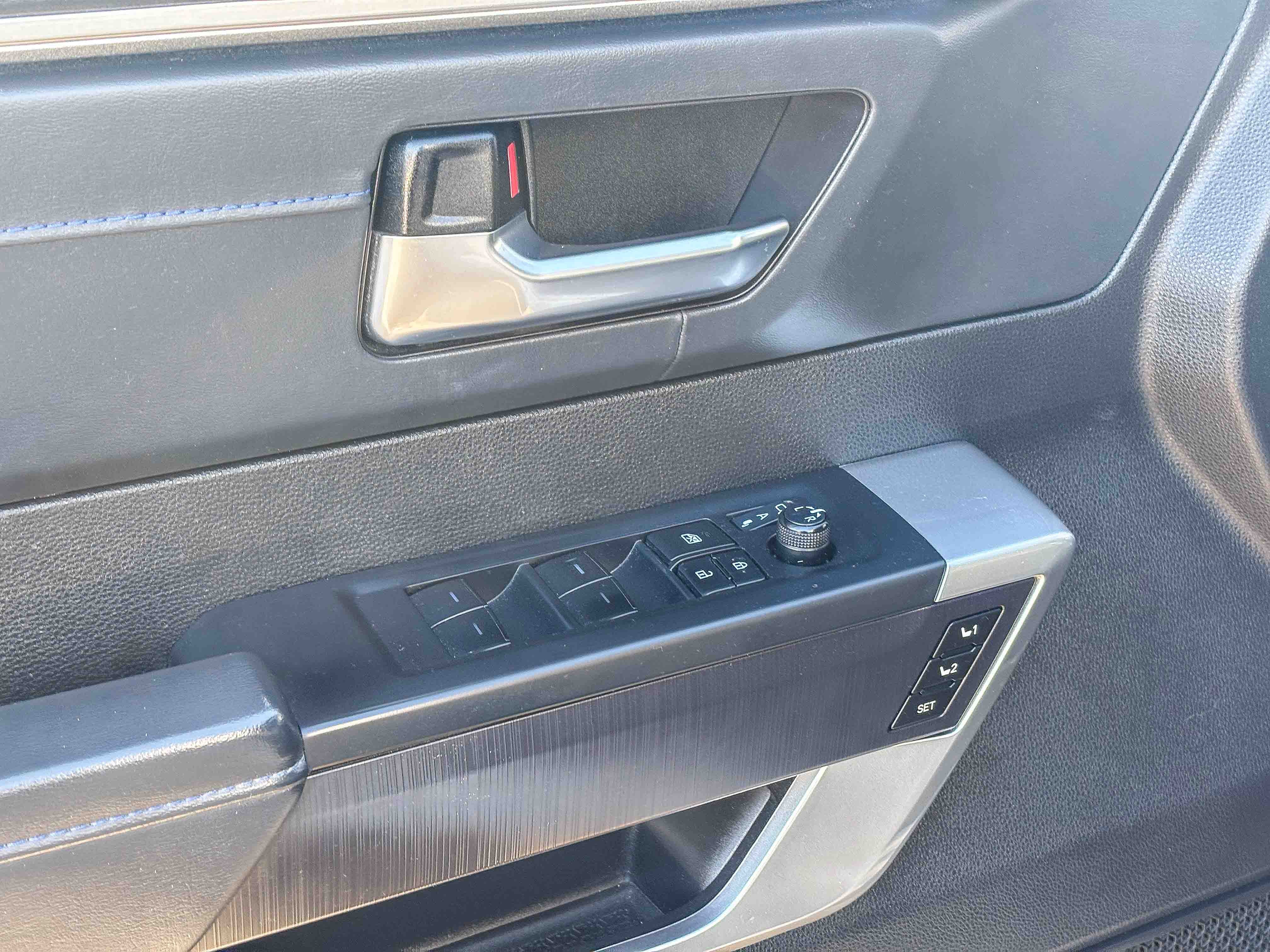 Used 2022 Toyota Tundra Platinum image 22