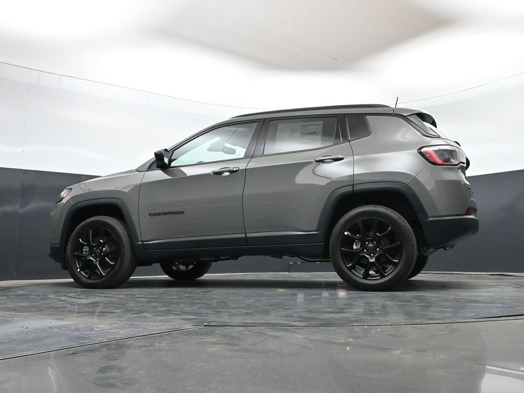 New 2026 Jeep Compass Latitude AWD/4WD image 50