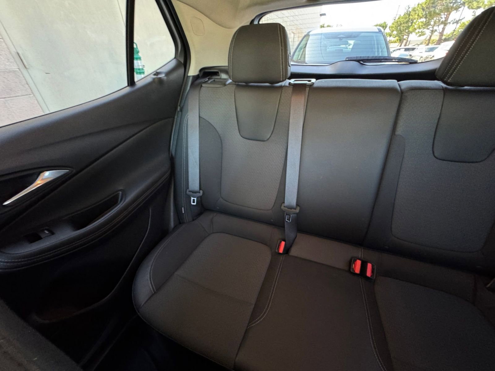 Used 2025 Buick Encore GX Preferred FWD image 39