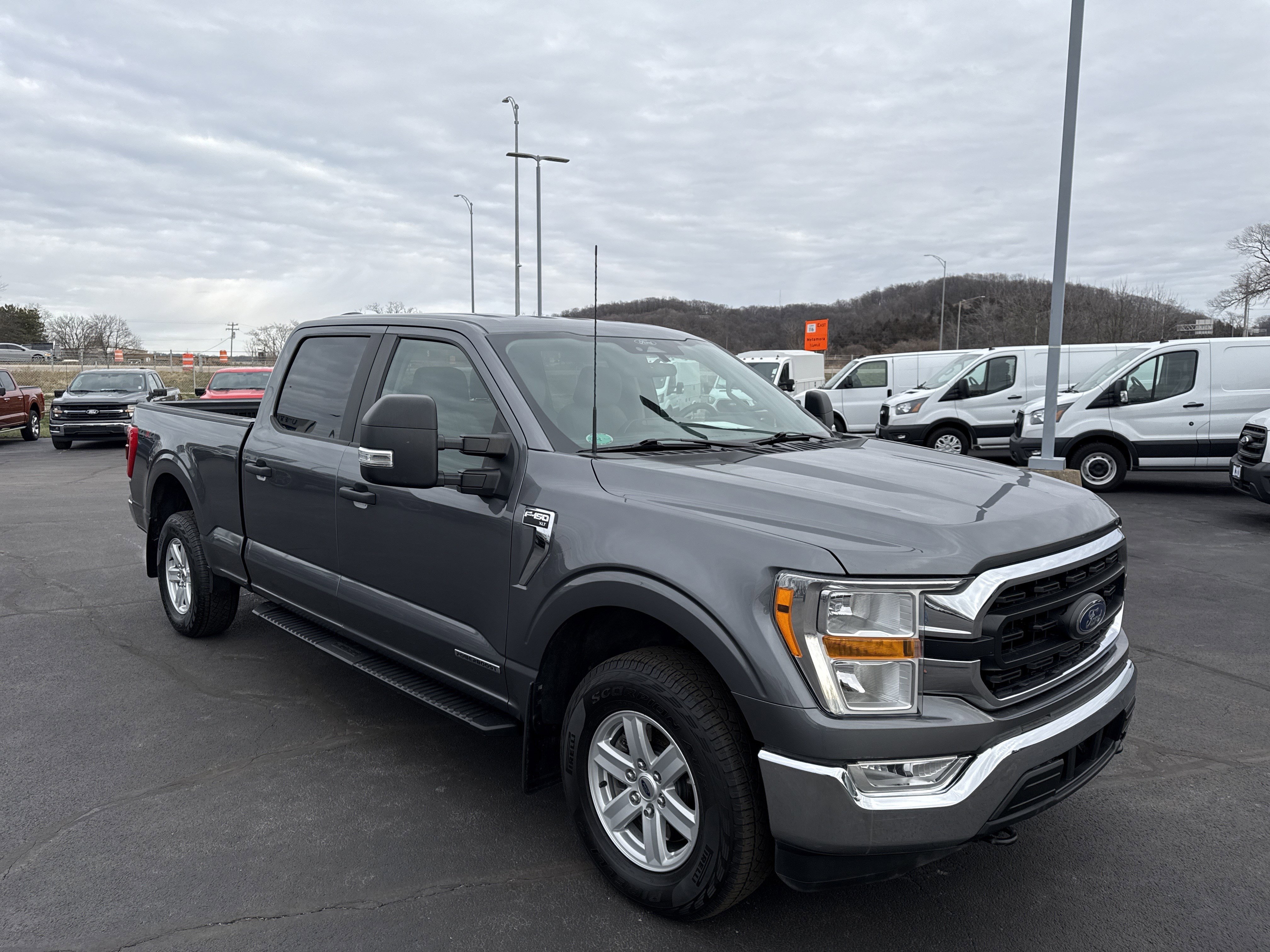 Used 2022 Ford F150 XLT w/ Trailer Tow Package image 11