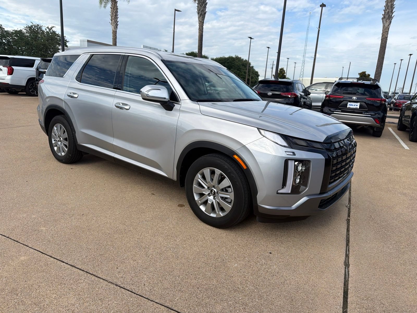 Used 2025 Hyundai Palisade SEL AWD/4WD image 3
