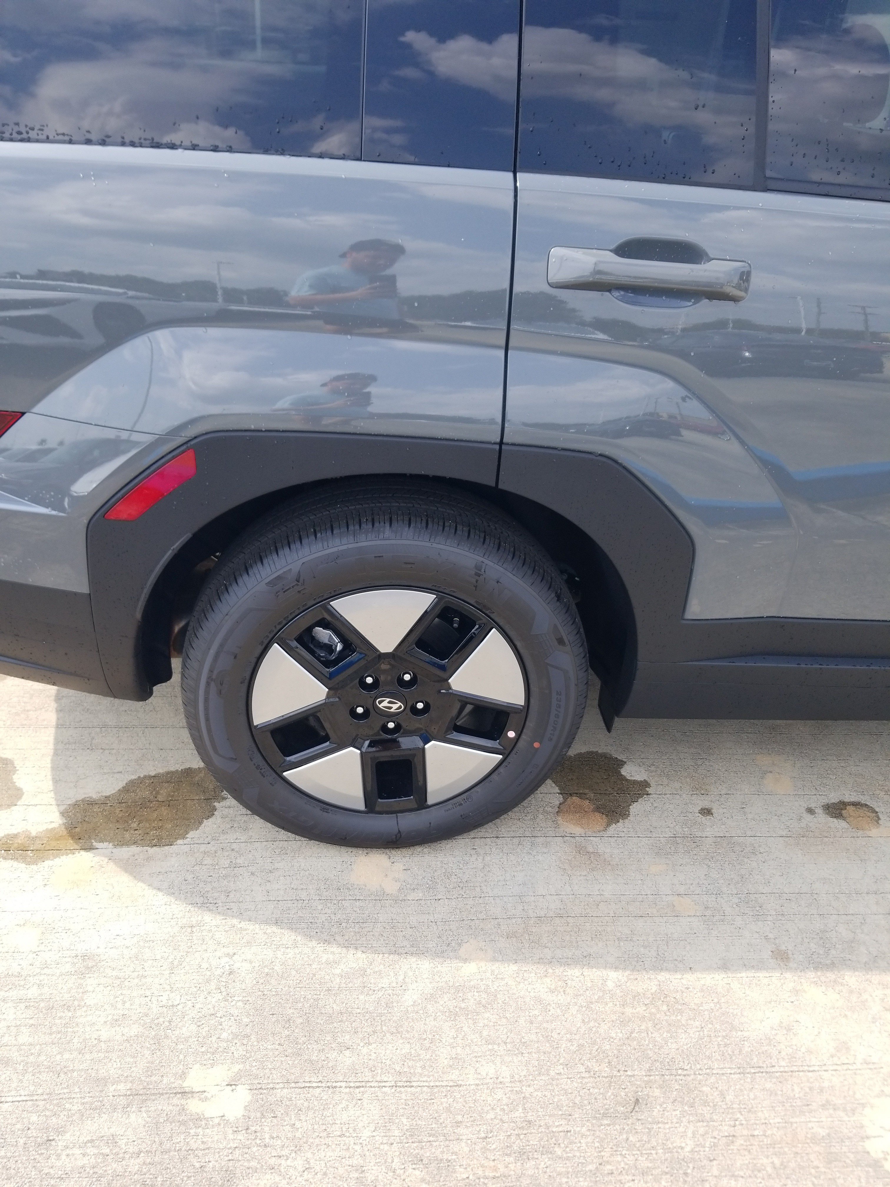 New 2026 Hyundai Santa Fe SEL FWD image 24