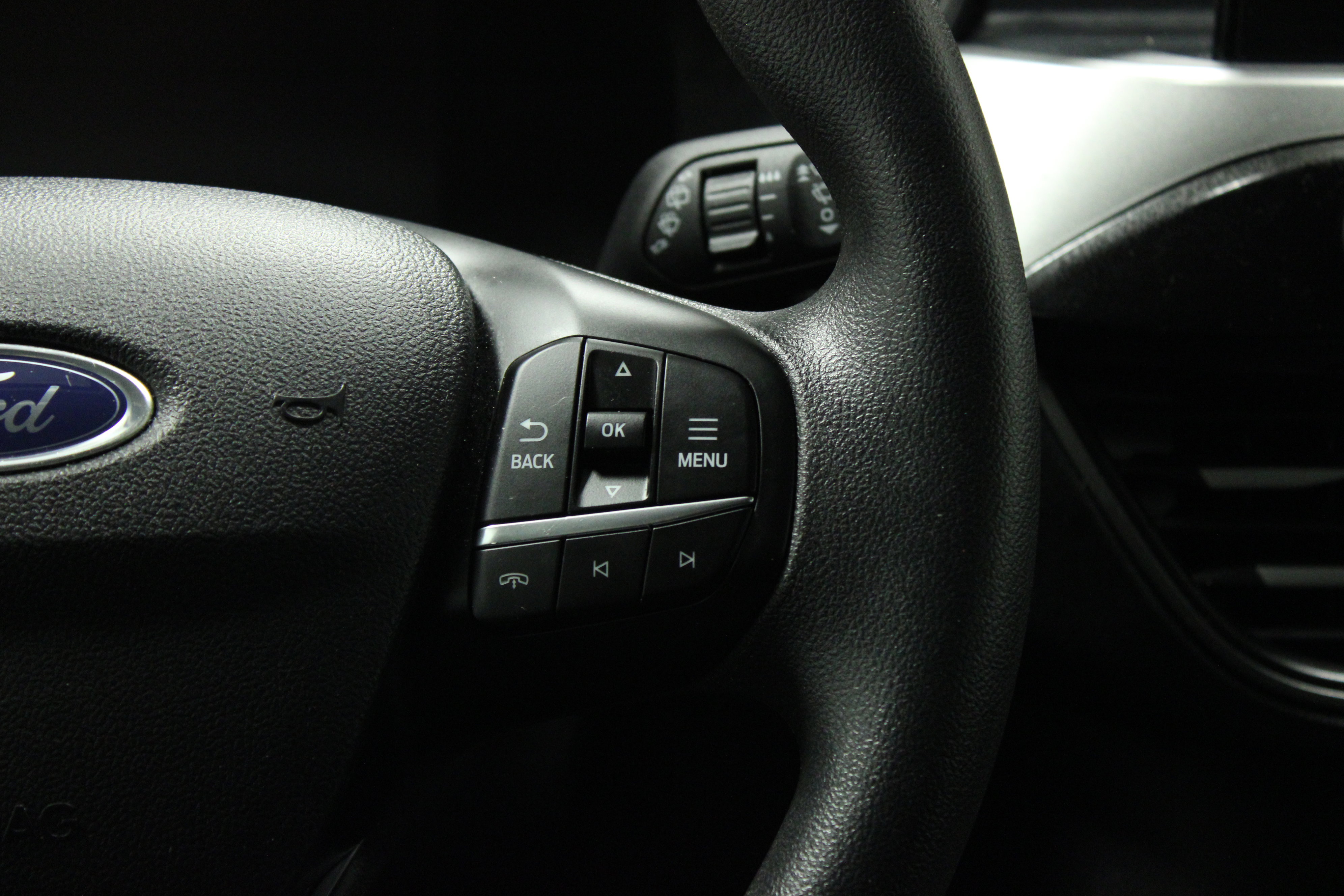 Used 2025 Ford Escape Active FWD image 22