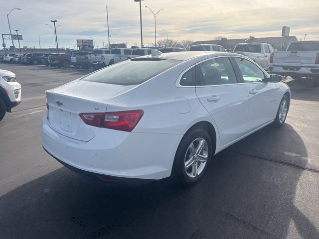 Used 2023 Chevrolet Malibu LT w/ Driver Confidence Package image 3