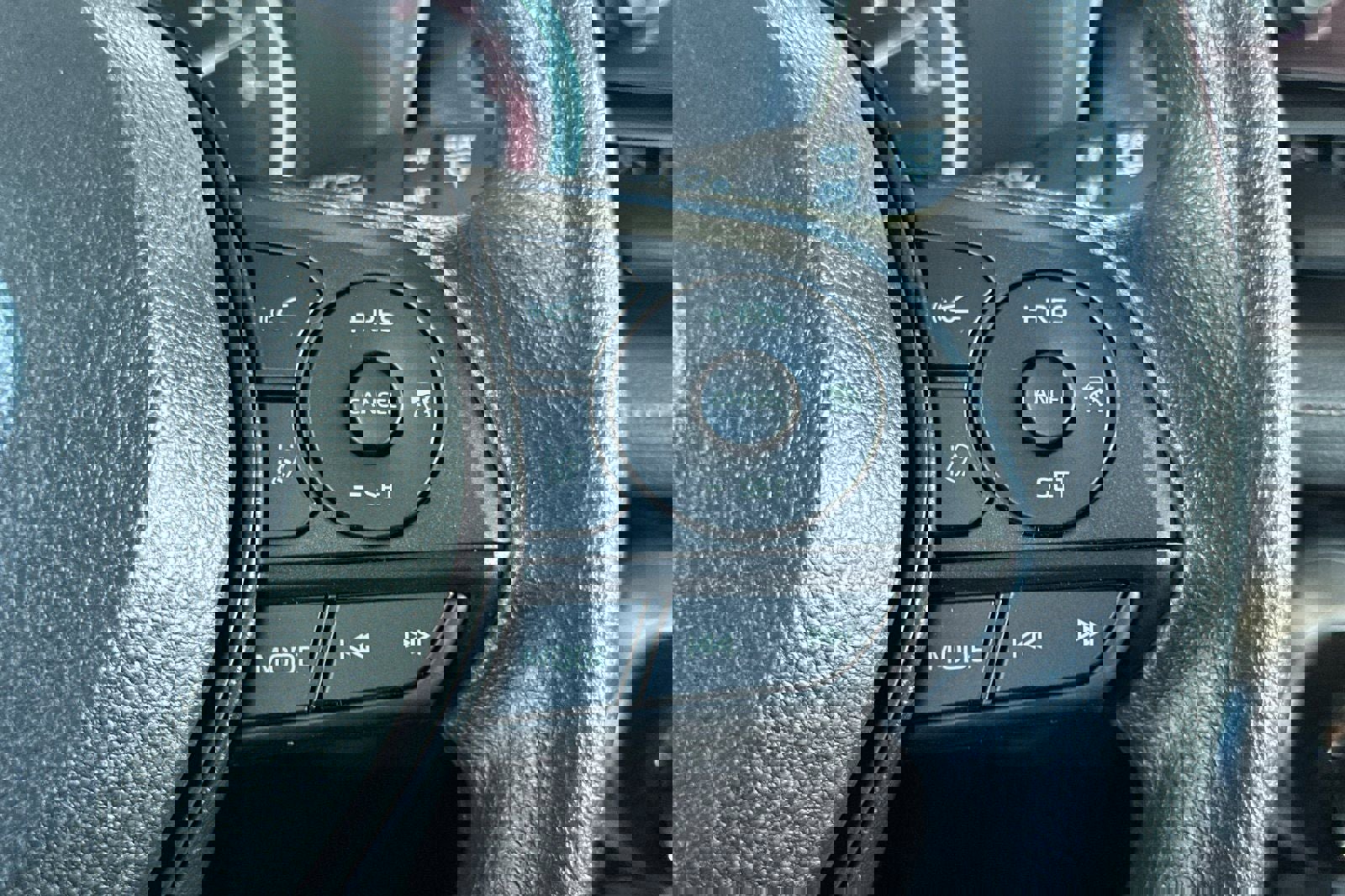 New 2025 Toyota RAV4 XLE image 29