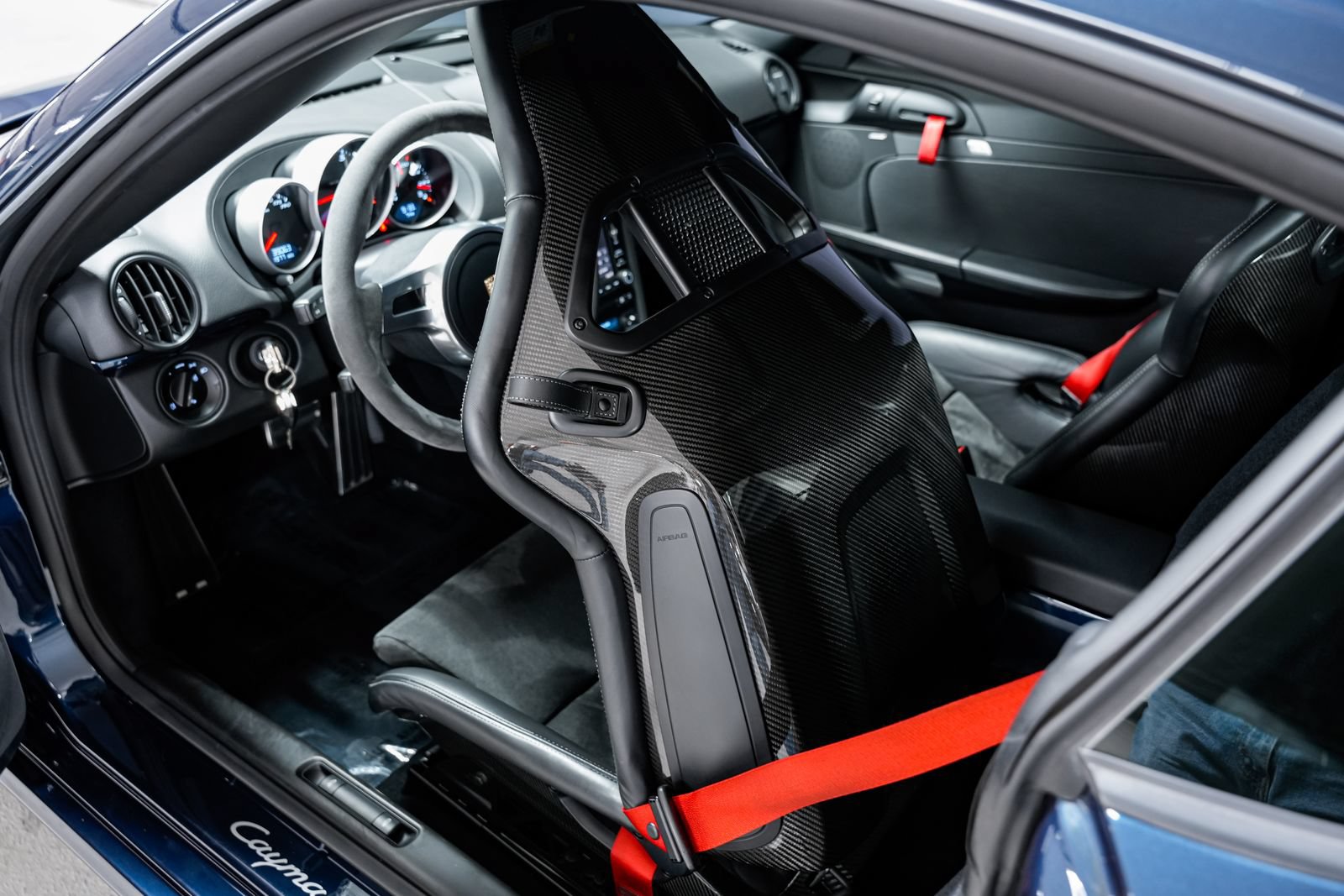 Used 2012 Porsche Cayman R RWD image 19