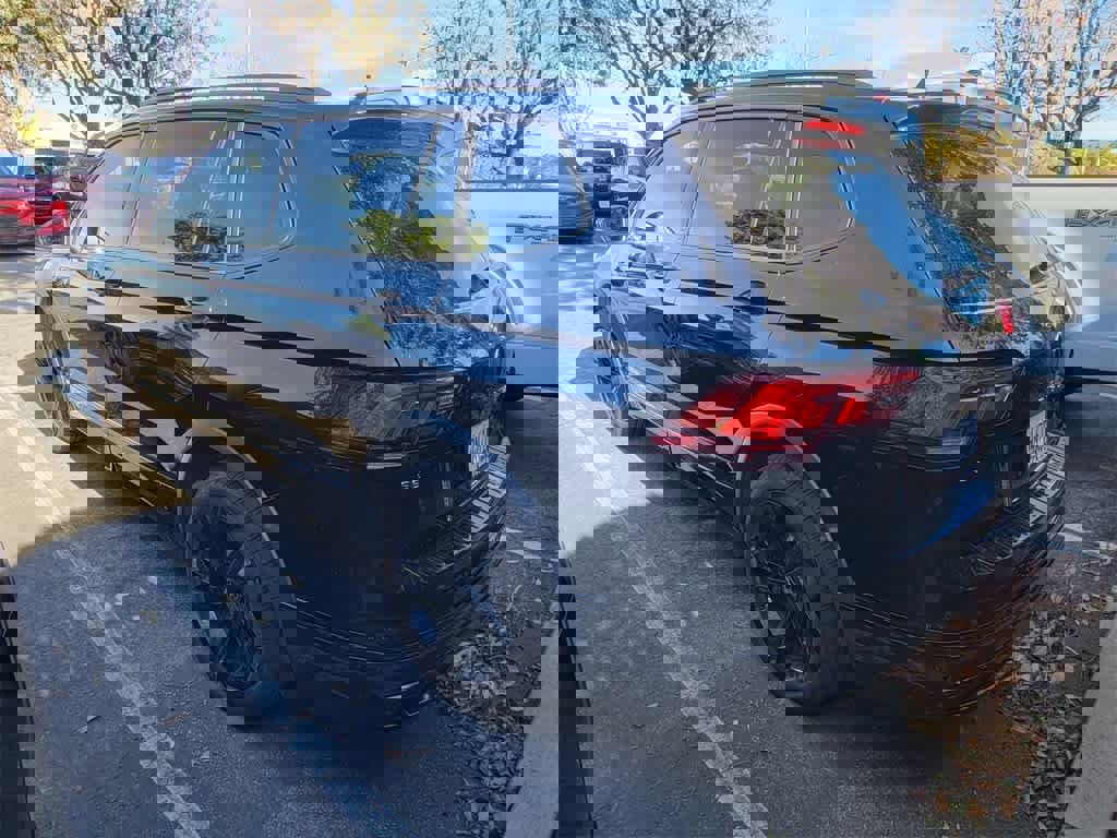 Used 2024 Volkswagen Tiguan SE R-Line image 8