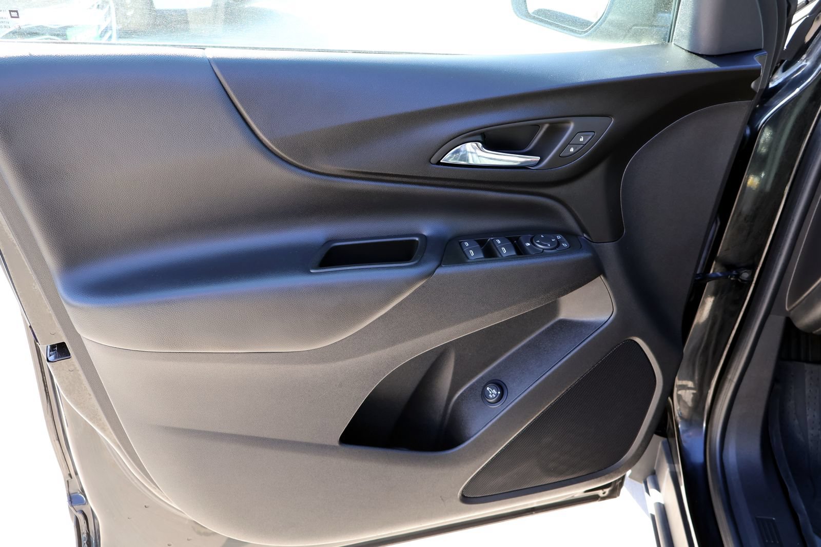 Certified 2023 Chevrolet Equinox LT FWD image 17