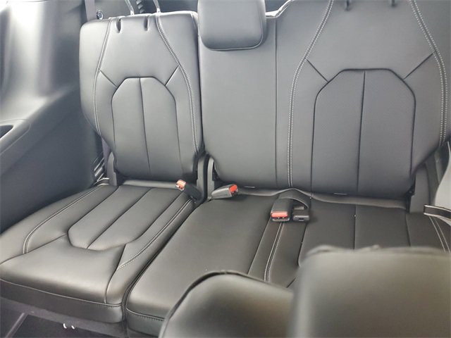 New 2026 Chrysler Pacifica Select FWD image 10