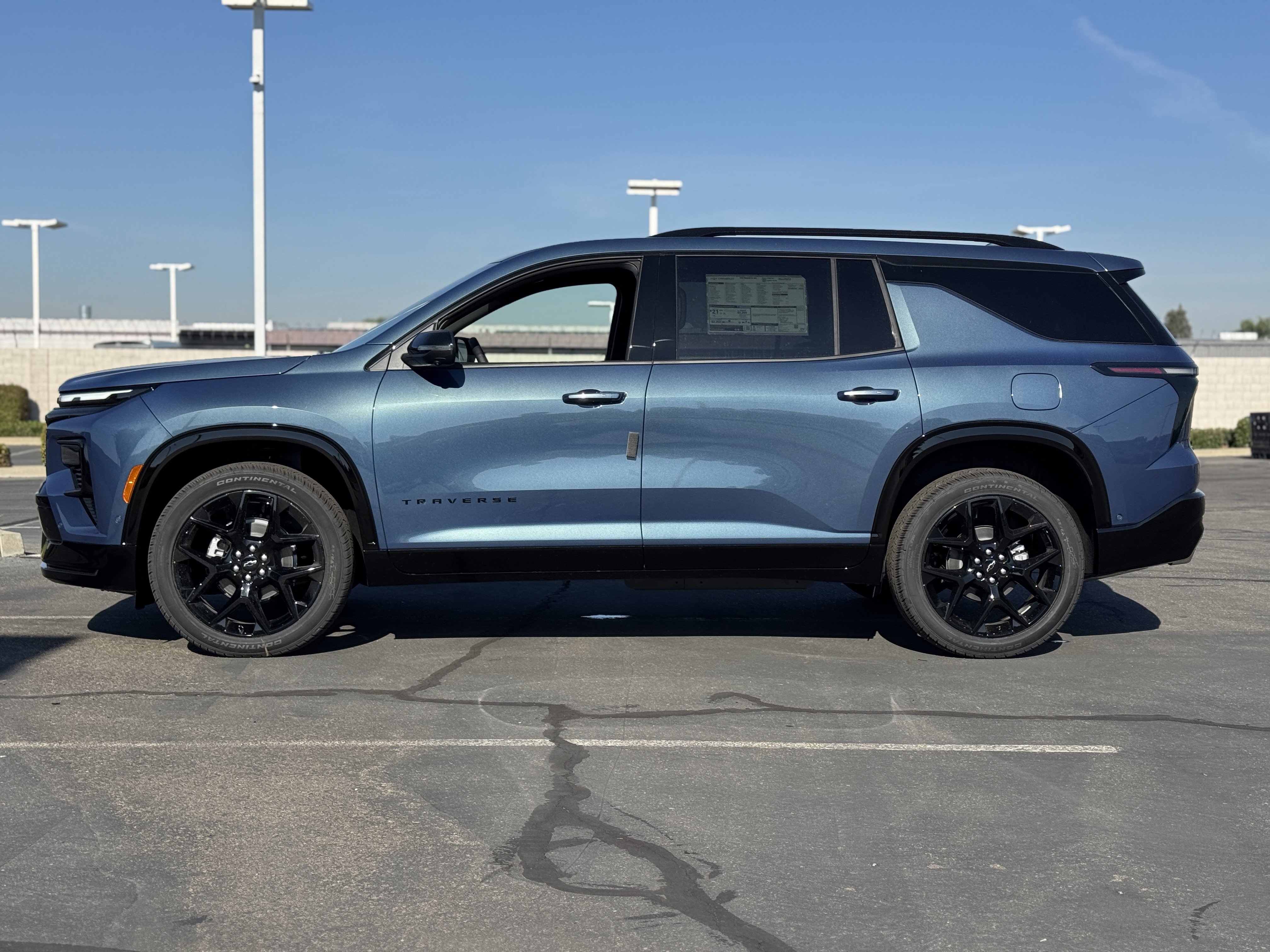 New 2026 Chevrolet Traverse RS w/ LPO, Floor Liner Package AWD/4WD image 4