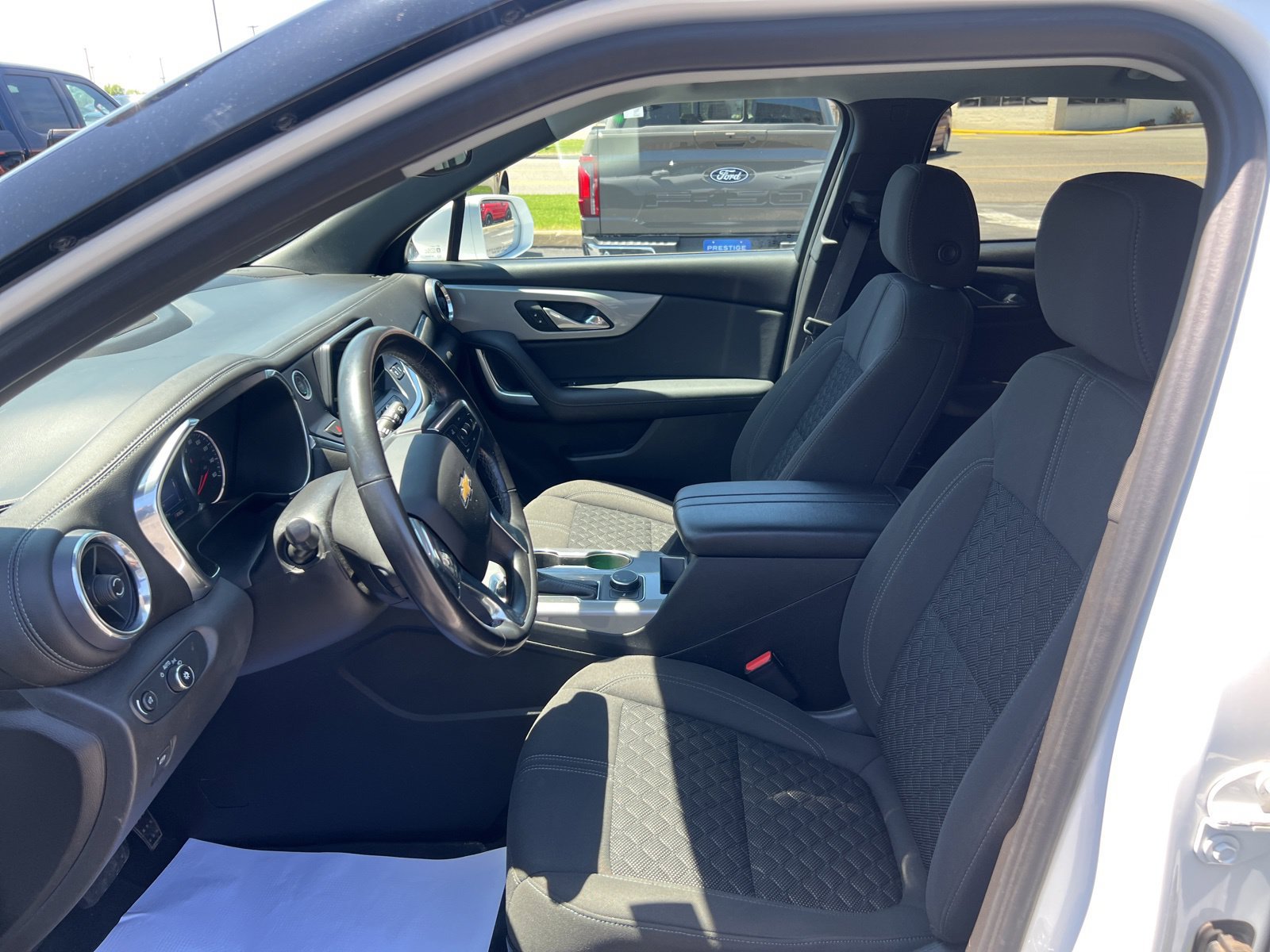 Used 2019 Chevrolet Blazer LT FWD image 24