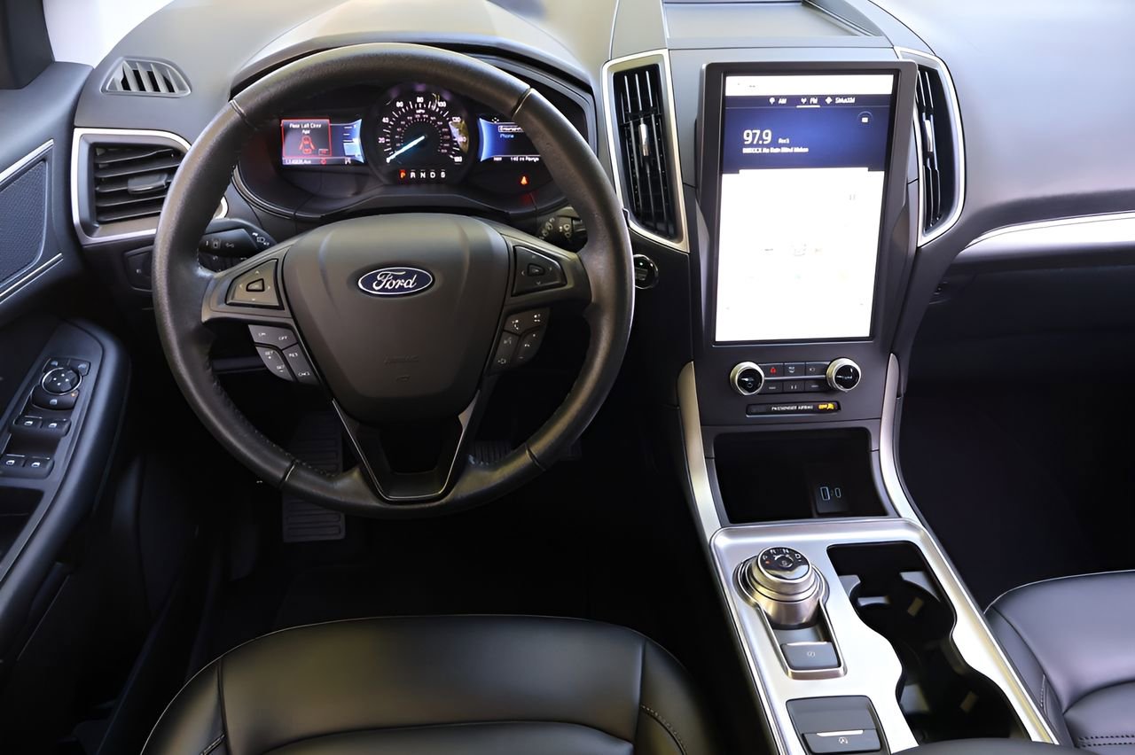 Used 2022 Ford Edge SEL w/ Convenience Package AWD/4WD image 14