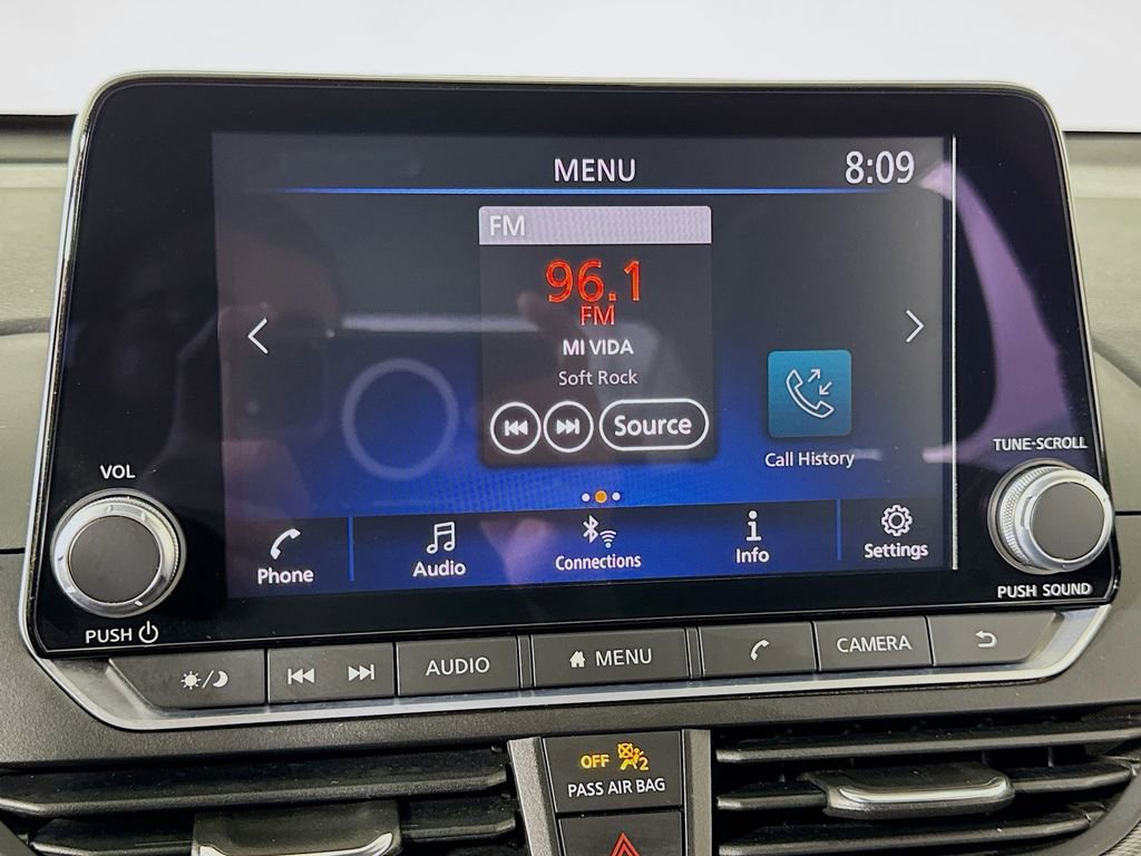 Used 2023 Nissan Altima 2.5 SR FWD image 35