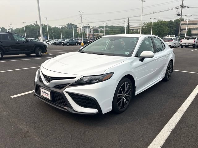 Certified 2024 Toyota Camry SE w/ Cold Weather Package FWD image 1