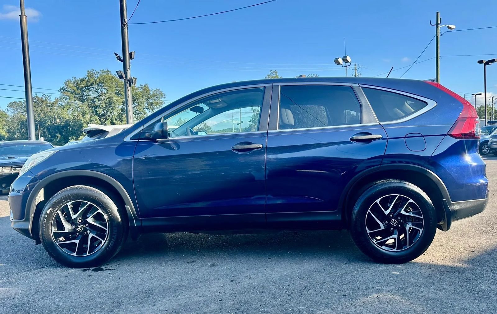 Used 2016 Honda CR-V SE image 3