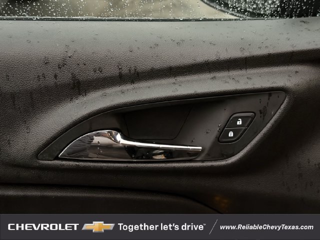 Used 2024 Chevrolet Trax RS w/ Driver Confidence Package FWD image 26