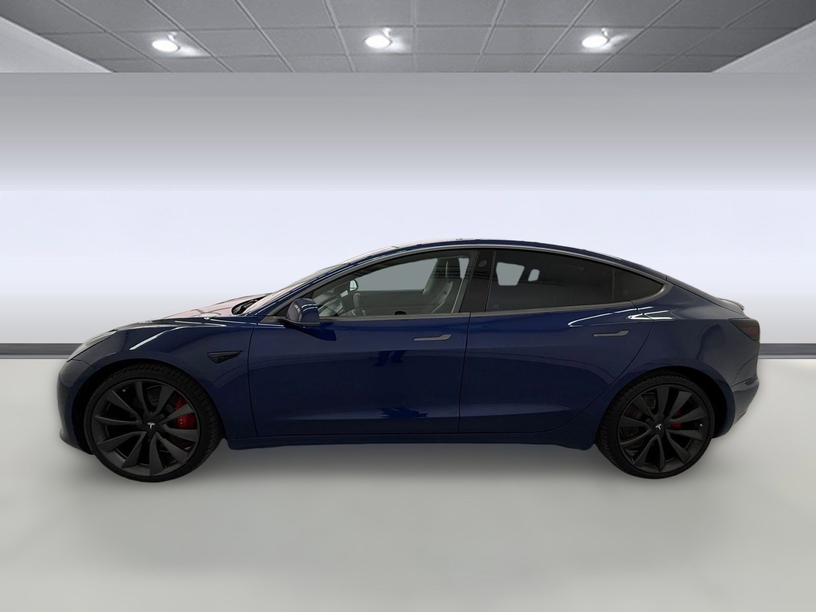 Used 2020 Tesla Model 3 Performance image 2