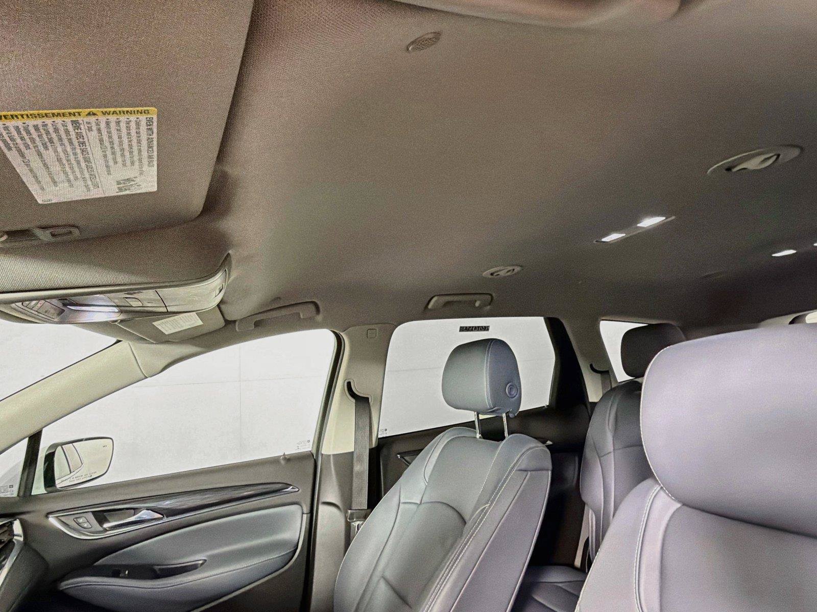 Used 2021 Buick Enclave Essence w/ Sound and Sites Package AWD/4WD image 5