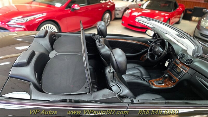Used 2007 Mercedes-Benz CLK 550 Cabriolet image 19