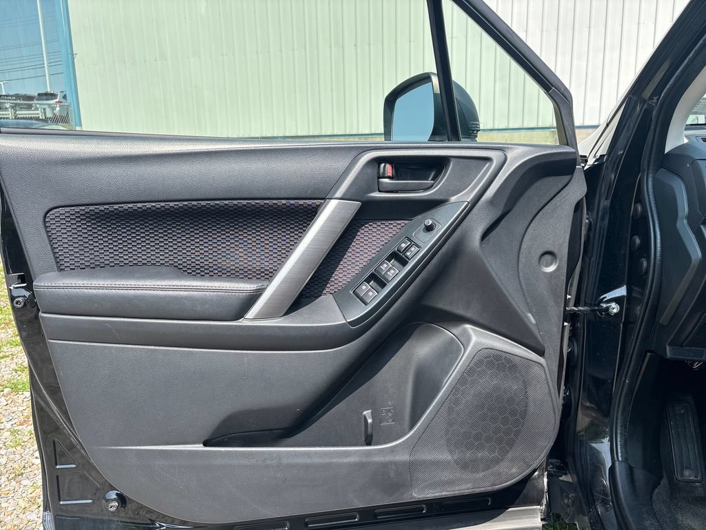 Used 2017 Subaru Forester 2.5i w/ Alloy Wheel Package AWD/4WD image 22