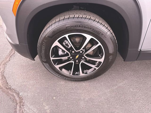 Used 2025 Chevrolet TrailBlazer LT image 30