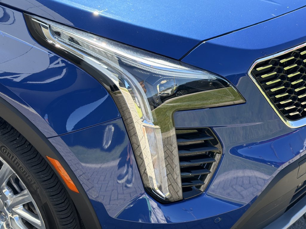 Certified 2023 Cadillac XT4 Premium Luxury FWD image 8