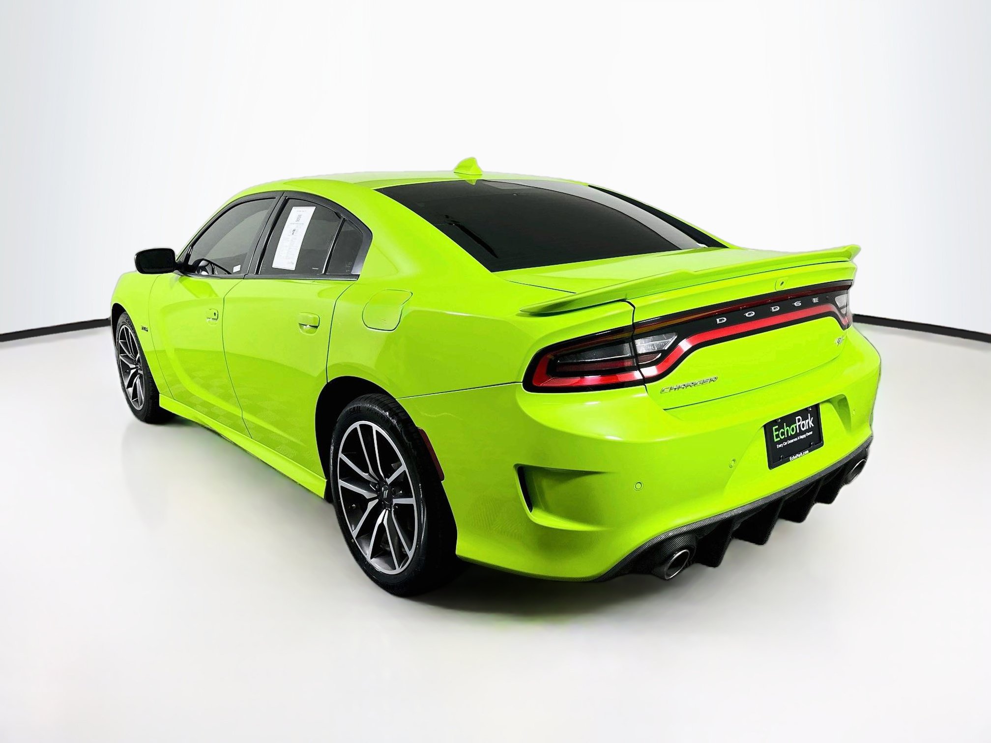 Used 2023 Dodge Charger R/T RWD image 5