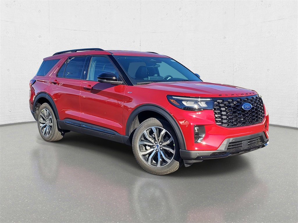 New 2026 Ford Explorer ST-Line image 2
