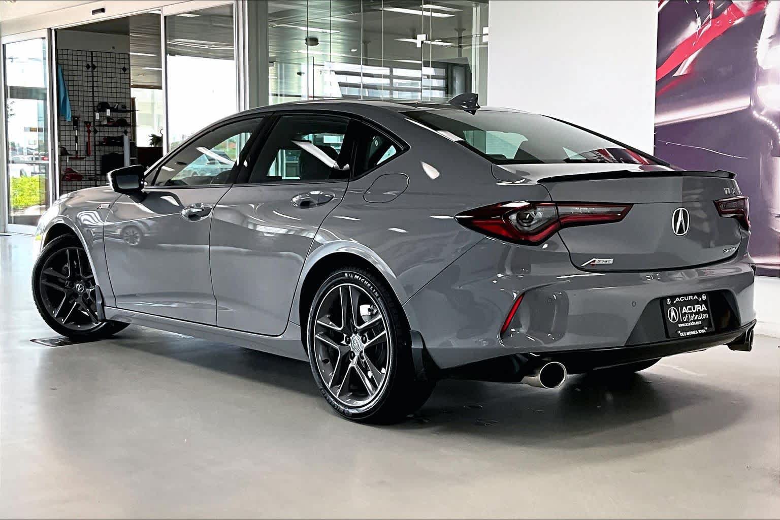 Used 2025 Acura TLX SH-AWD w/ A-SPEC Pkg image 4