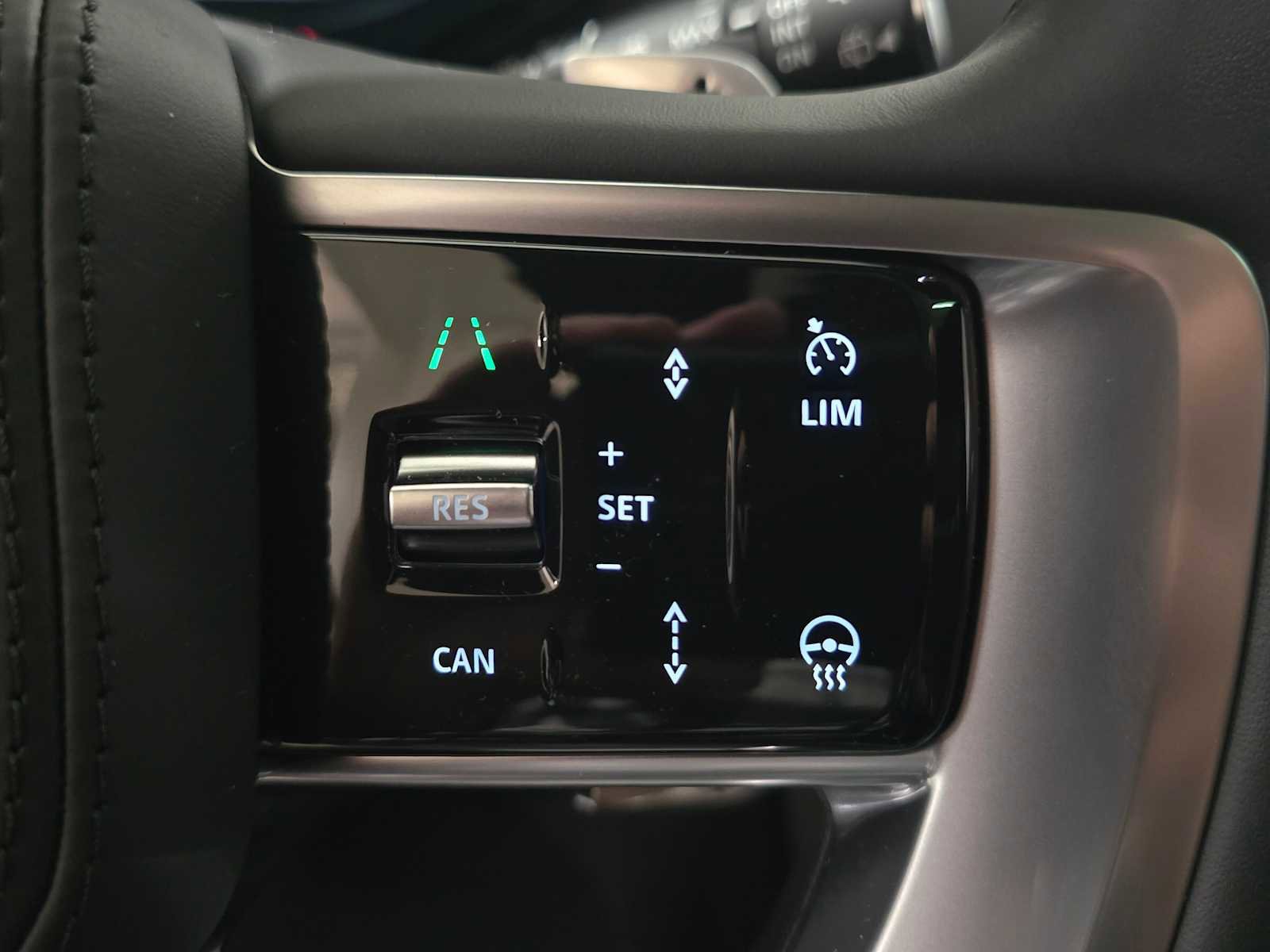 New 2026 Land Rover Range Rover SE image 31