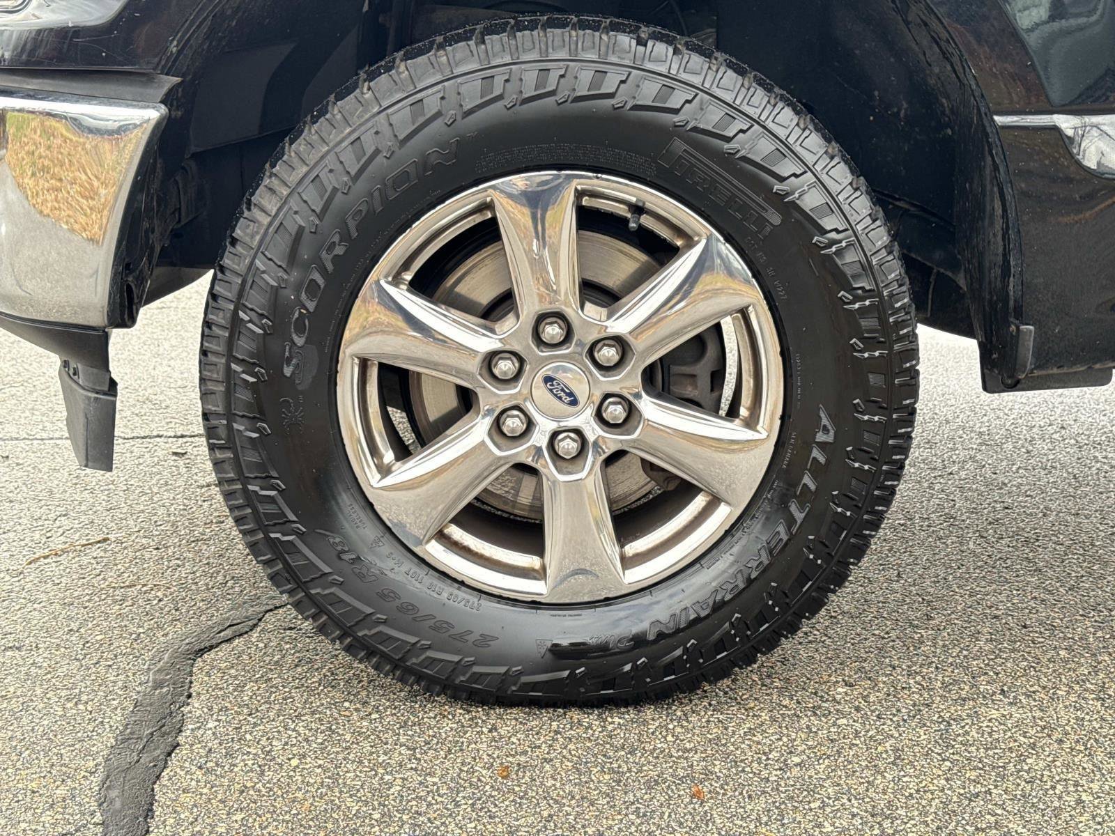 Used 2018 Ford F150 XLT w/ Equipment Group 302A Luxury image 9