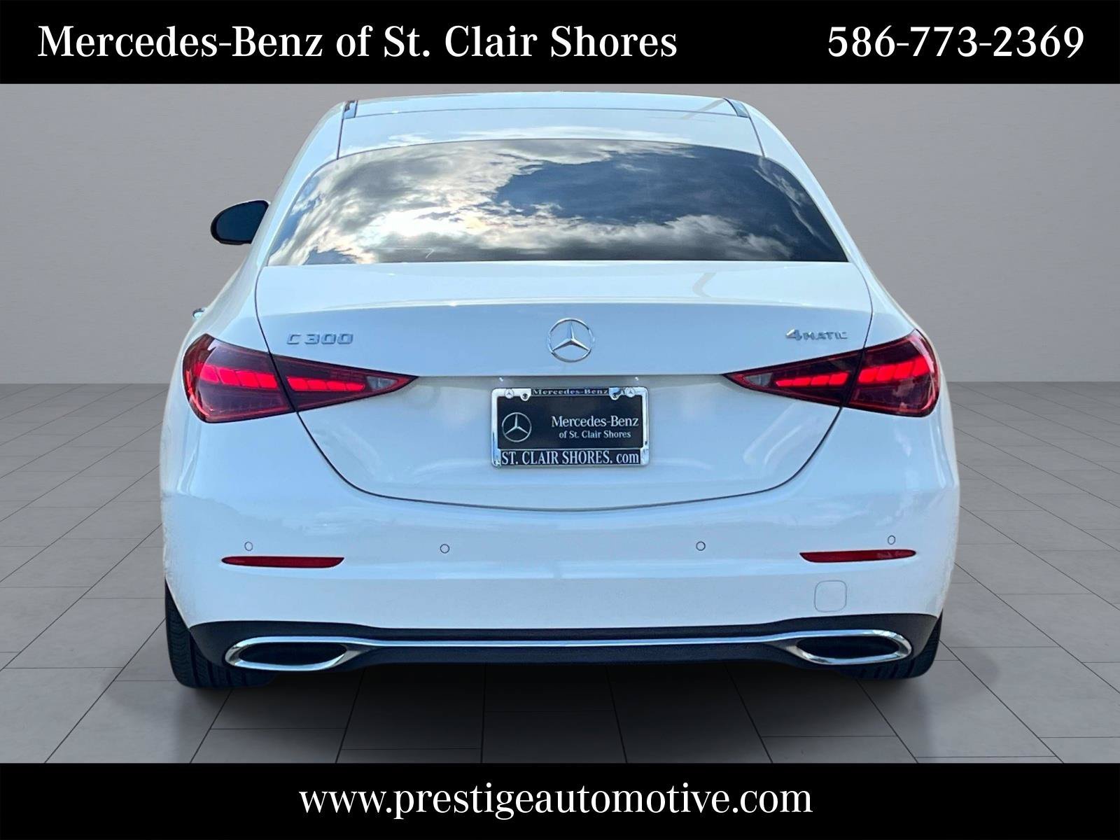 Used 2023 Mercedes-Benz C 300 4MATIC Sedan image 5