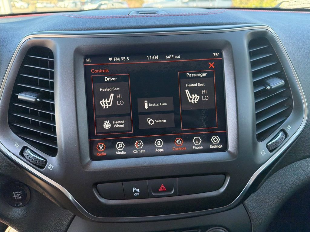 Used 2019 Jeep Cherokee Trailhawk w/ Cold Weather Group AWD/4WD image 14