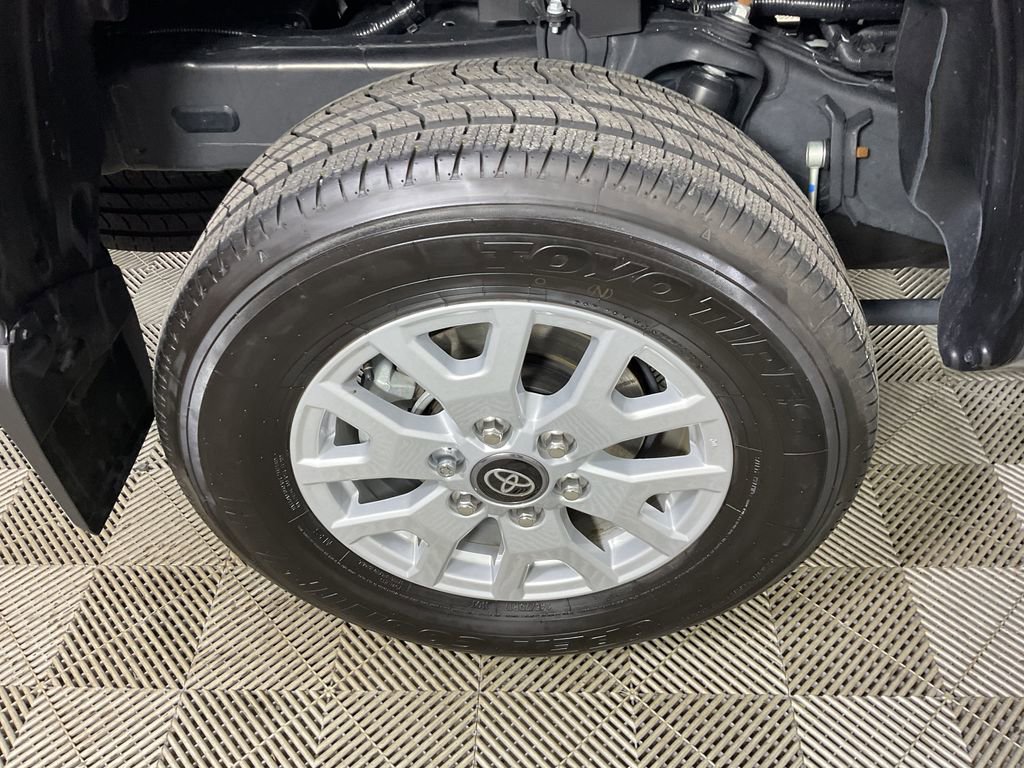 Used 2025 Toyota Tacoma SR5 image 10