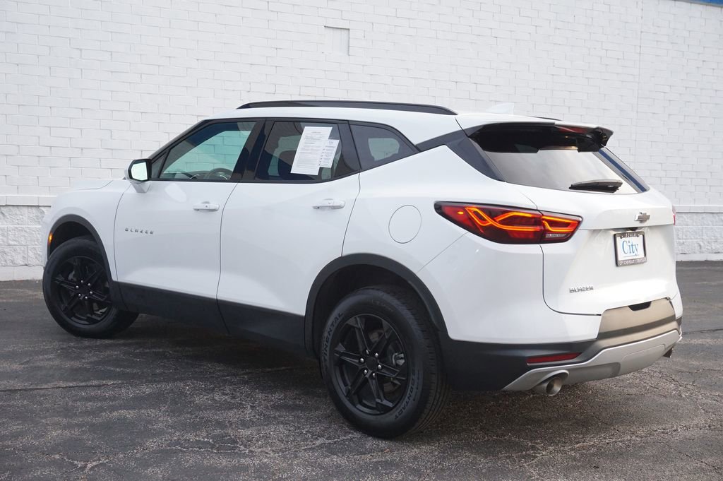 Used 2024 Chevrolet Blazer LT w/ Convenience Package FWD image 8