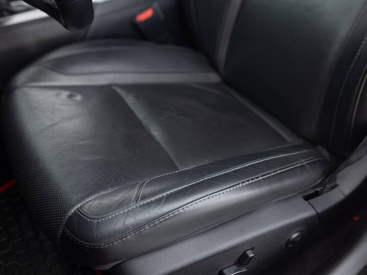Used 2018 Dodge Charger GT AWD/4WD image 23
