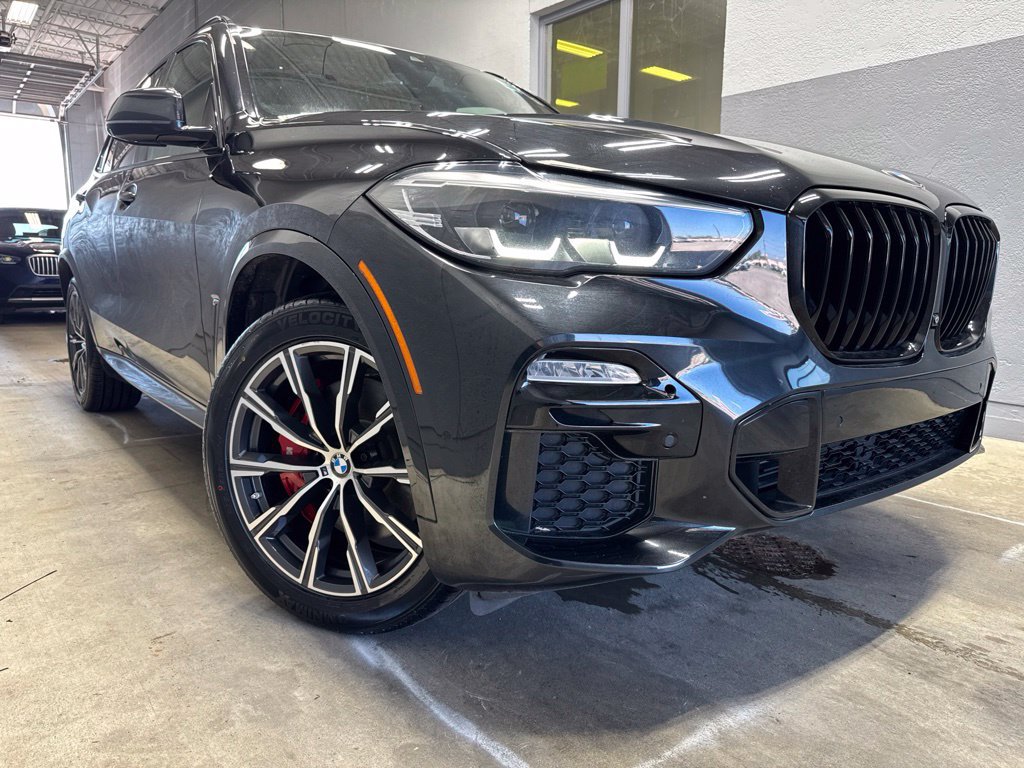 Used 2021 BMW X5 xDrive40i w/ M Sport Package AWD/4WD image 2