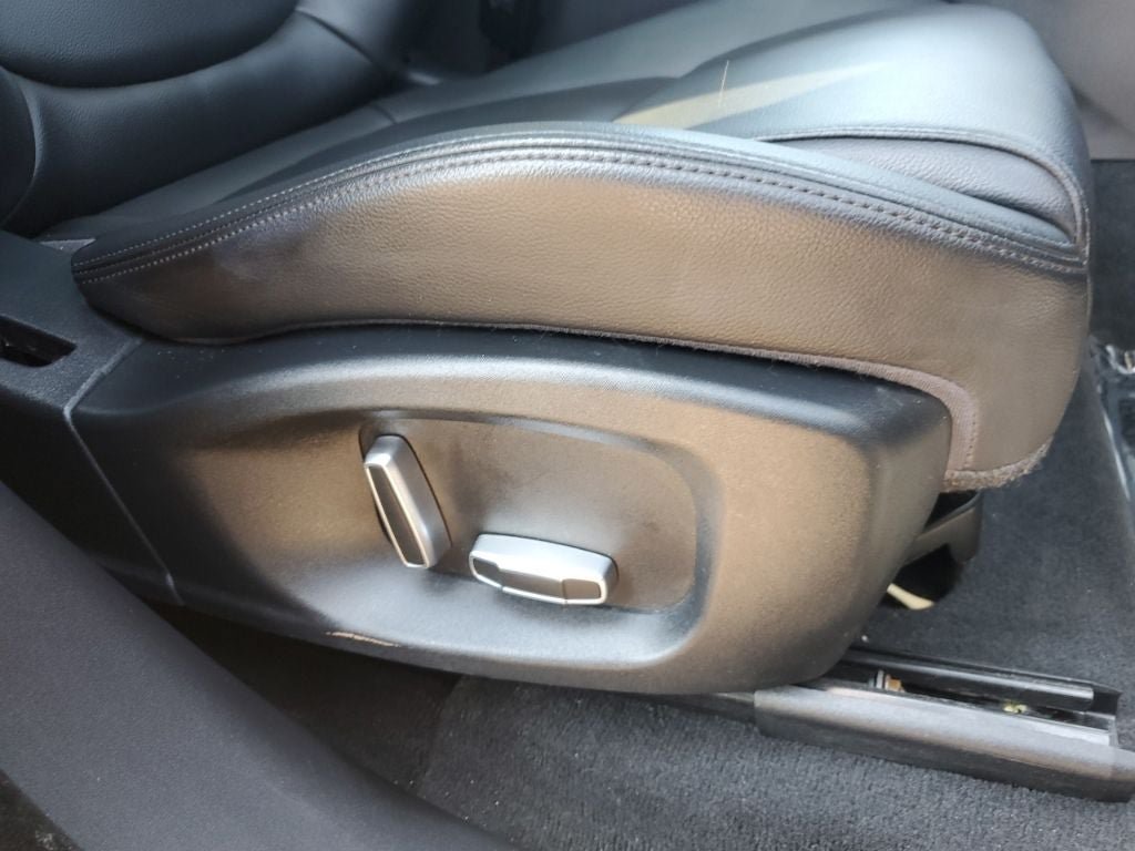 Used 2019 Jaguar F-PACE Premium AWD/4WD image 48