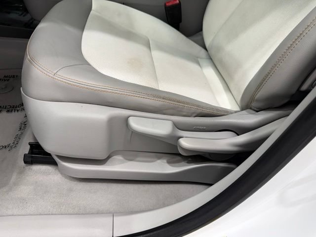 Used 2017 Chevrolet Bolt Premier w/ Driver Confidence II Package FWD image 11
