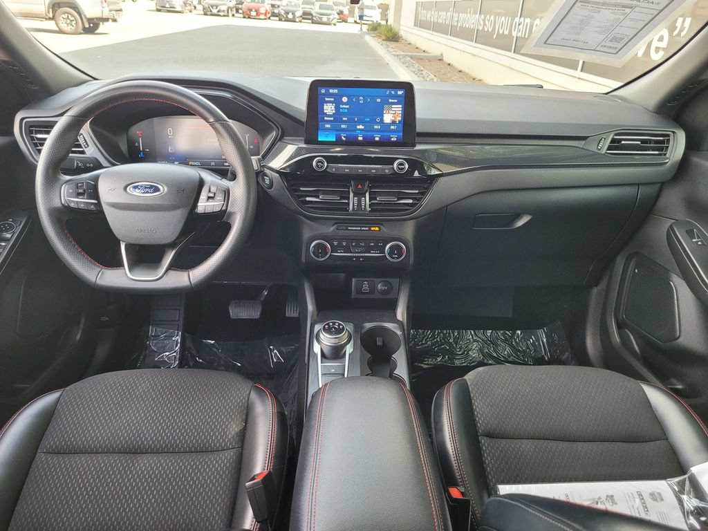 Used 2025 Ford Escape ST-Line FWD image 17
