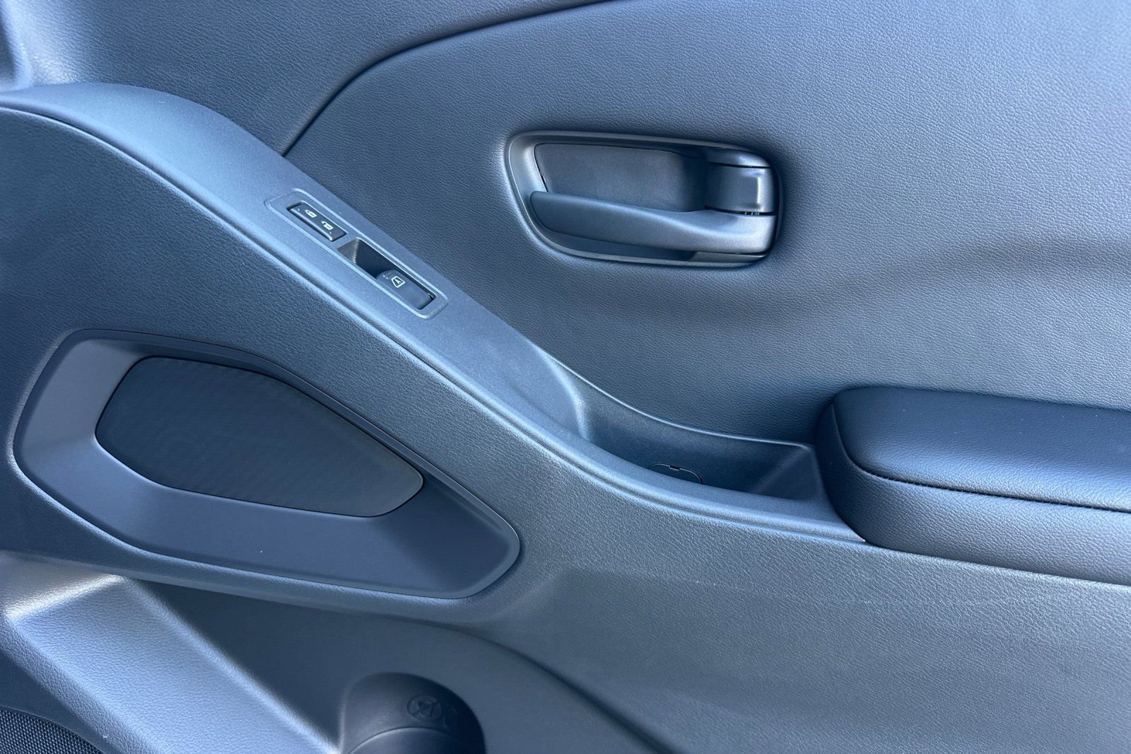 New 2026 Nissan Frontier S image 19