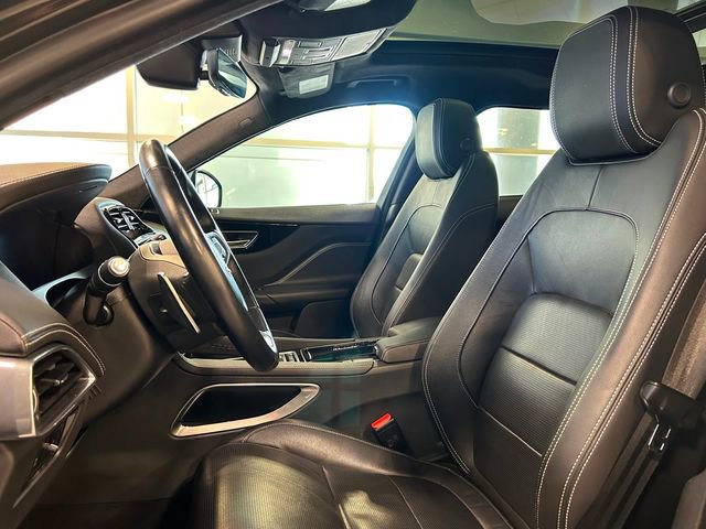 Used 2020 Jaguar F-PACE Checkered Flag image 22