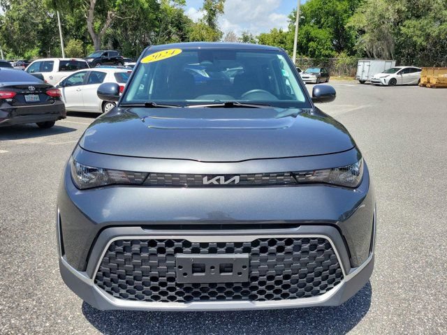 Used 2024 Kia Soul LX w/ Option Group 015 FWD image 15
