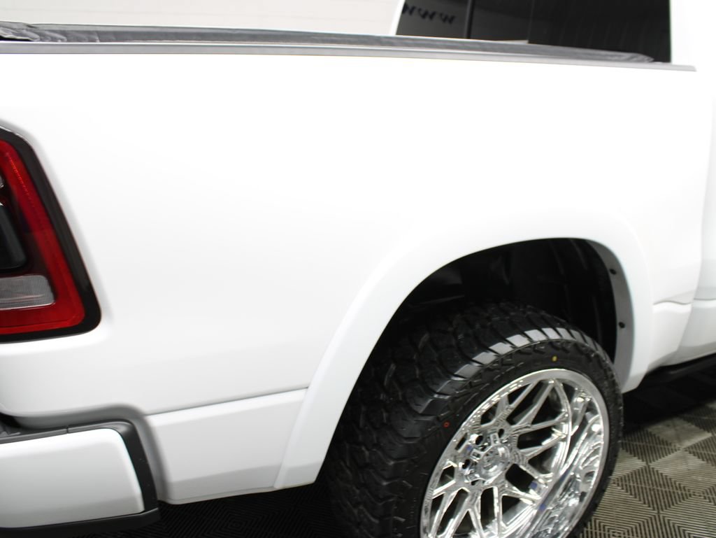 Used 2020 RAM 1500 Laramie AWD/4WD image 38