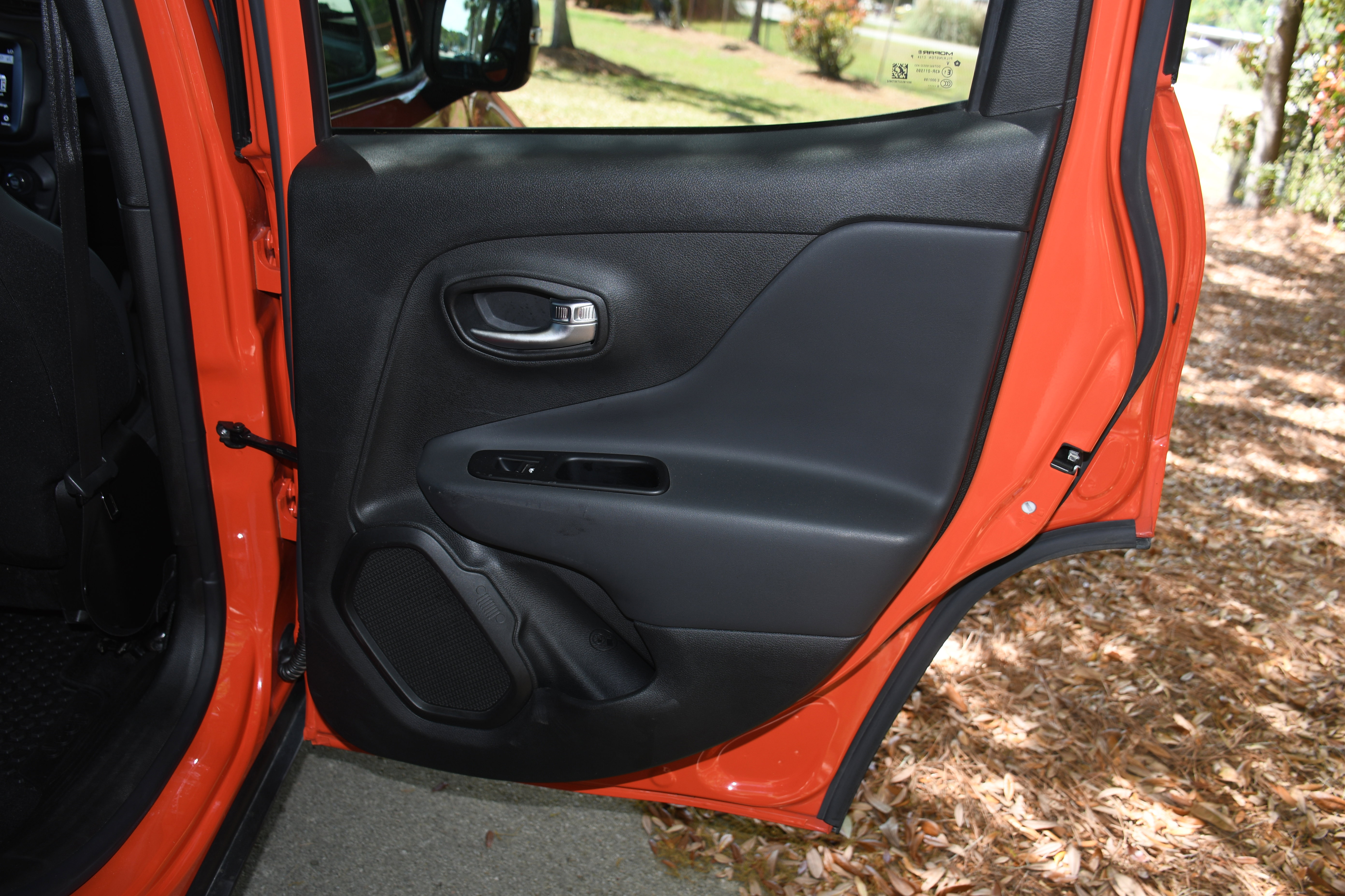 Used 2021 Jeep Renegade Trailhawk w/ Trailer Tow Group AWD/4WD image 19