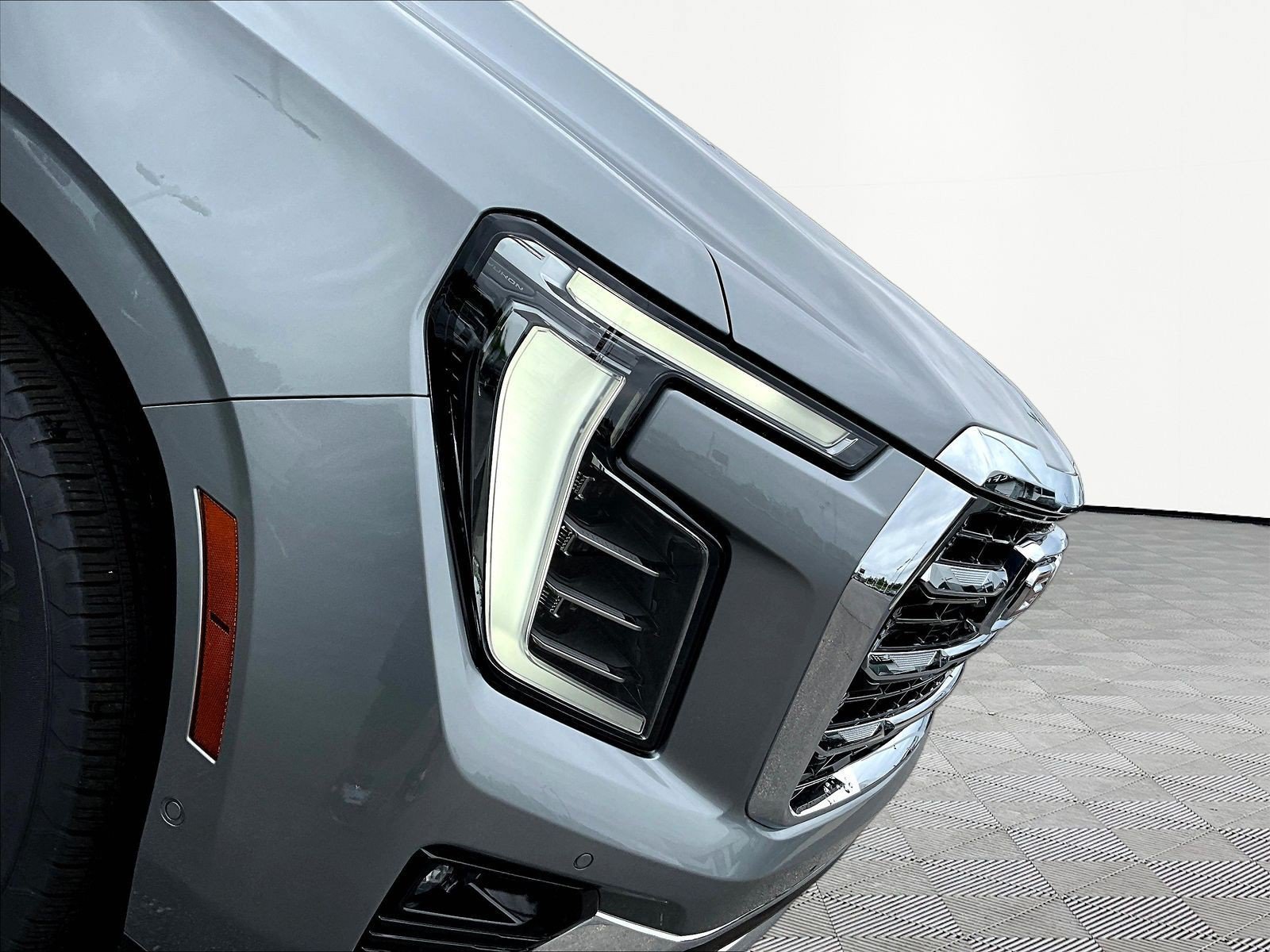 New 2026 GMC Yukon XL Elevation w/ Elevation Premium Package AWD/4WD image 8