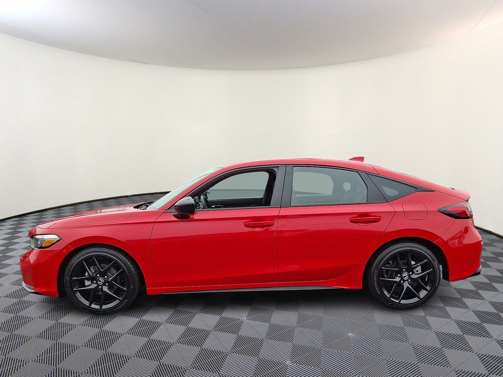 Used 2025 Honda Civic Sport image 4