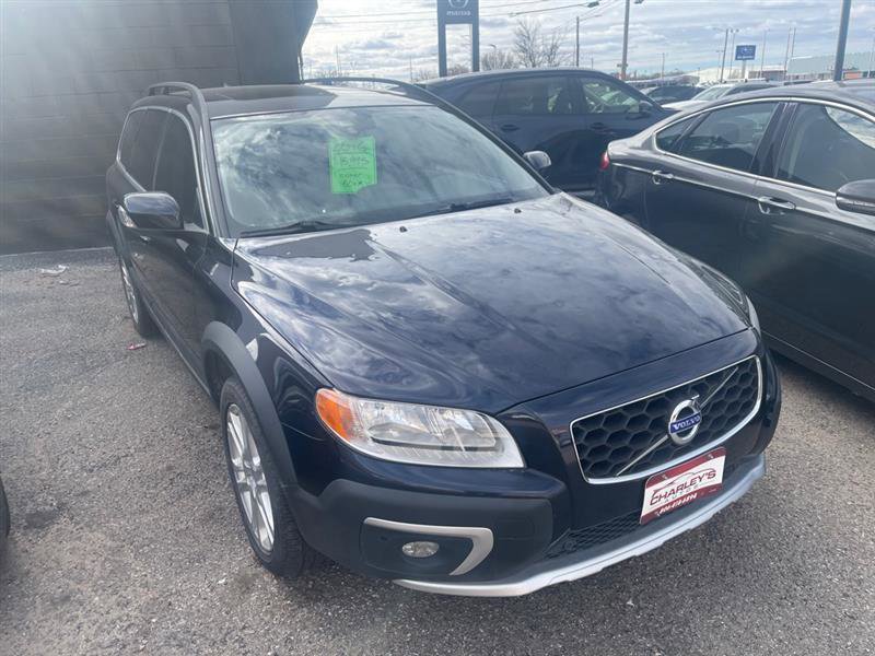 Used 2016 Volvo XC70 T5 Premier w/ Proximity Package FWD image 1