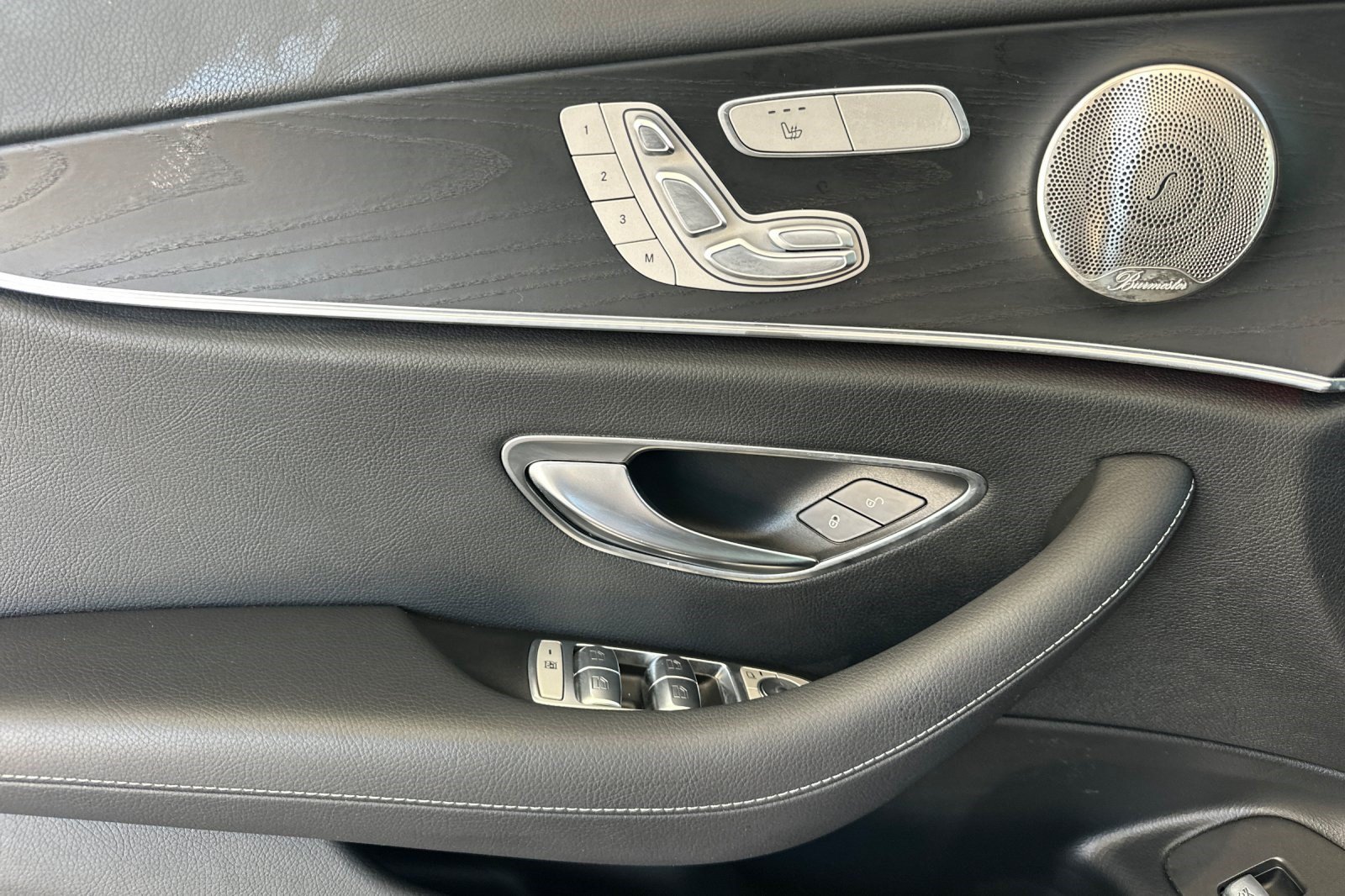 Used 2022 Mercedes-Benz E 350 Sedan image 12